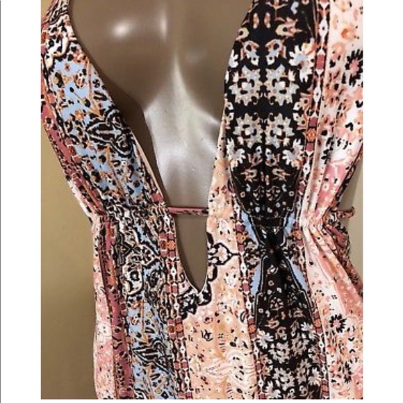 10 L*Space Pamela Plunge Scoop Back Swimsuit - Picture 3 of 4